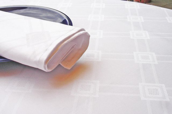 Damast-Serviette Milara, weiß, mit elegantem Muster, 50x50