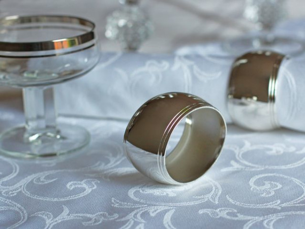 Serviettenring Tilo, oval, versilbert